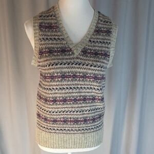 Women's vintage gray Northern Isles Sweater Vest